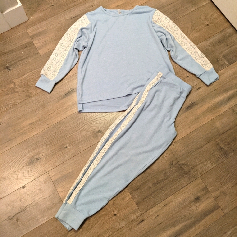 LOUNGE SET